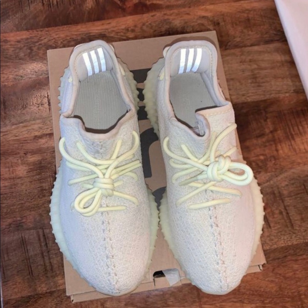 Yeezy butters v2 500s used